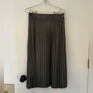 Pleione pleated skirt